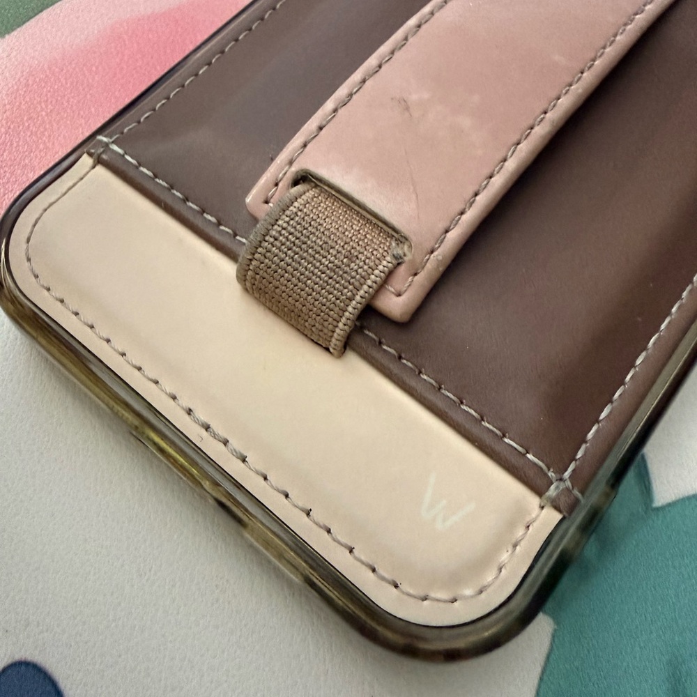 iPhone 16 Pro Max Dual-Tone Pink and Brown Phone Case - Picture 4 of 5